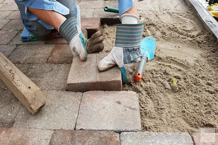 Eerste steen vernieuwde Grote Markt gelegd