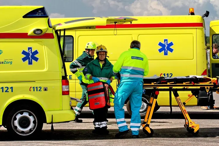 Grote oefening op provinciale weg door hulpdiensten en wegbeheerder