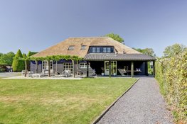 Stap binnen op Laanderweg 19 in Heerhugowaard waar wonen, werken en genieten samenkomen