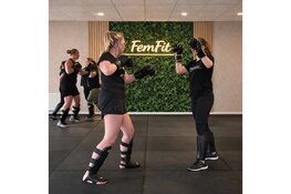 Nieuwe vrouwenstudio FemFit opent haar deuren in Groningen-Zuid