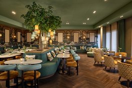 Opening 2 mei Van der Valk Groningen - Hoogkerk