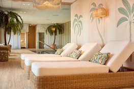 Opening 2 mei Van der Valk Groningen - Hoogkerk