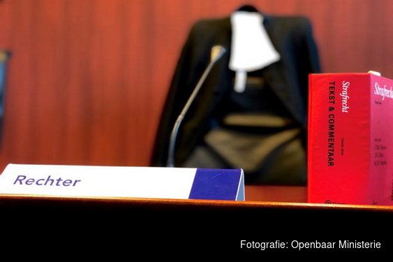 Twee vrouwen uit Stadskanaal 14 dagen langer vast in kindermishandelingszaak