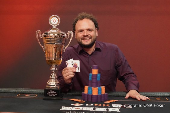 Julian Hazelhof uit Oude Pekela gekroond tot Nederlands kampioen poker