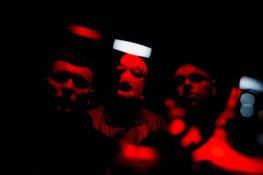 KNEECAP keert terug naar Nederland voor shows in Amsterdam, Tilburg en Groningen