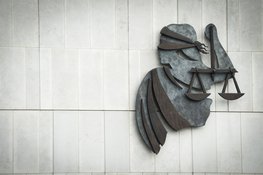 Minderjarige verdachte dubbele moord in Meerstad blijft langer vastzitten